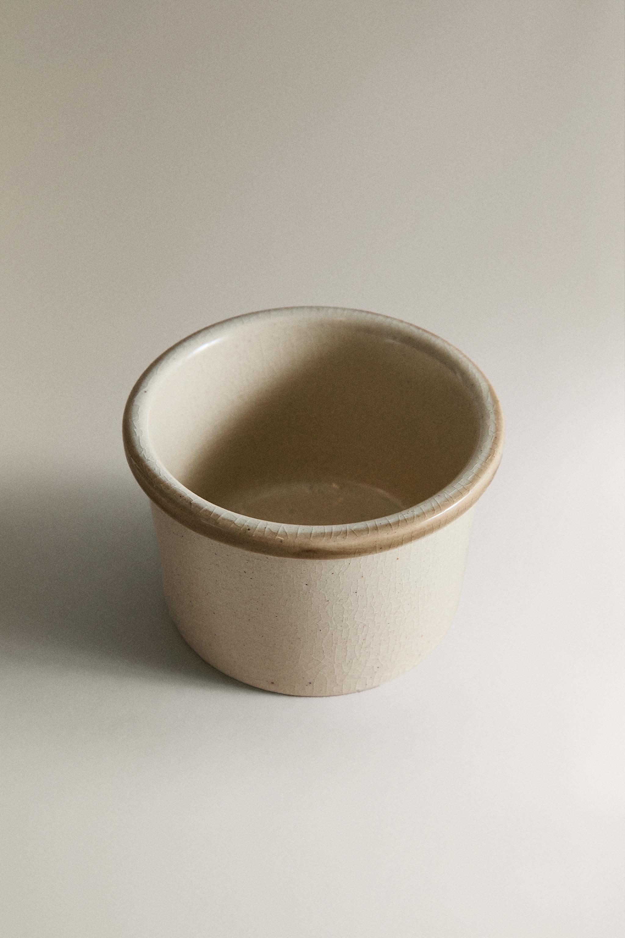 CYLINDRICAL STONEWARE SNACK BOWL